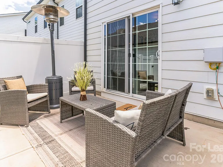 5048 Patton Dr — Photo 23