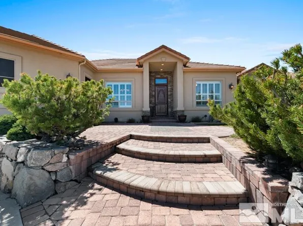 13270 W Saddlebow Dr, Reno, NV 89511