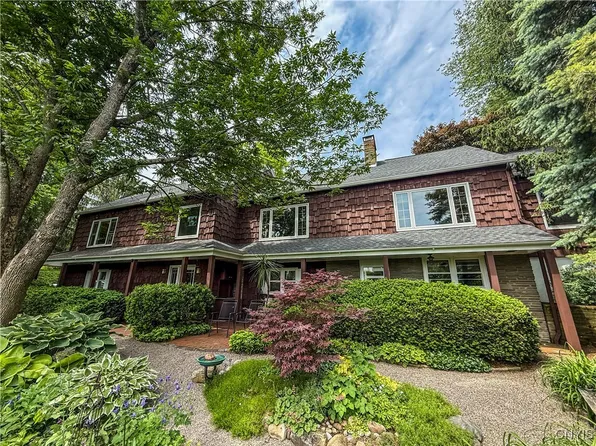 2717 W Lake Rd, Cazenovia, NY 13035