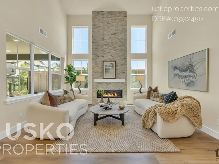 7095 Soleil Way — Photo 12
