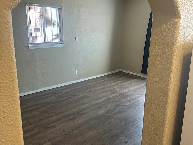 5225 Ridge St #D — Photo 6