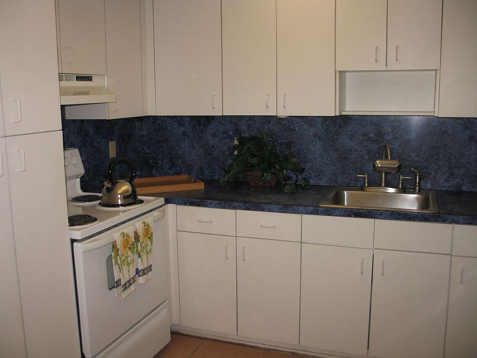 Spacious Kitchen