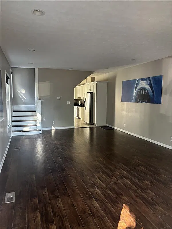3 bed, 1.5 bath, 1472 sqft, $1,950 — Photo 4