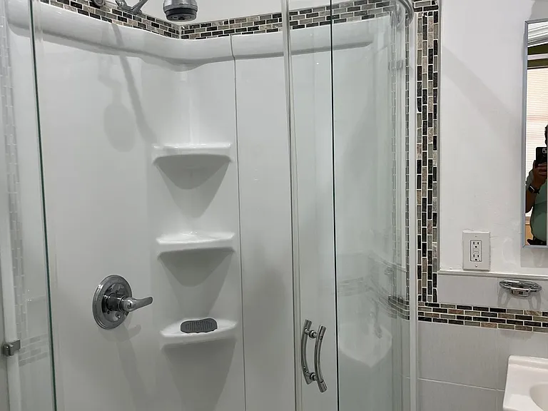 3306 Hudson Ave #2 — Photo 1