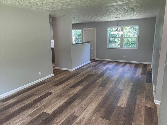 2nd image of 1781 Delia Ave
