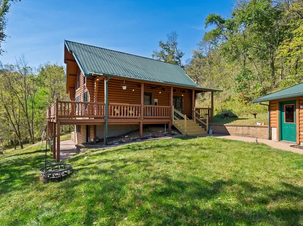 S4563 Newton ROAD, Genoa, WI 54632