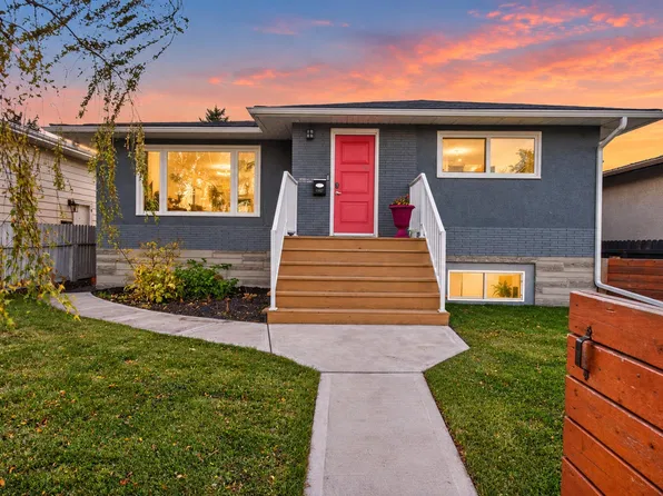 9814 79th St NW, Edmonton, AB T6A 3G1