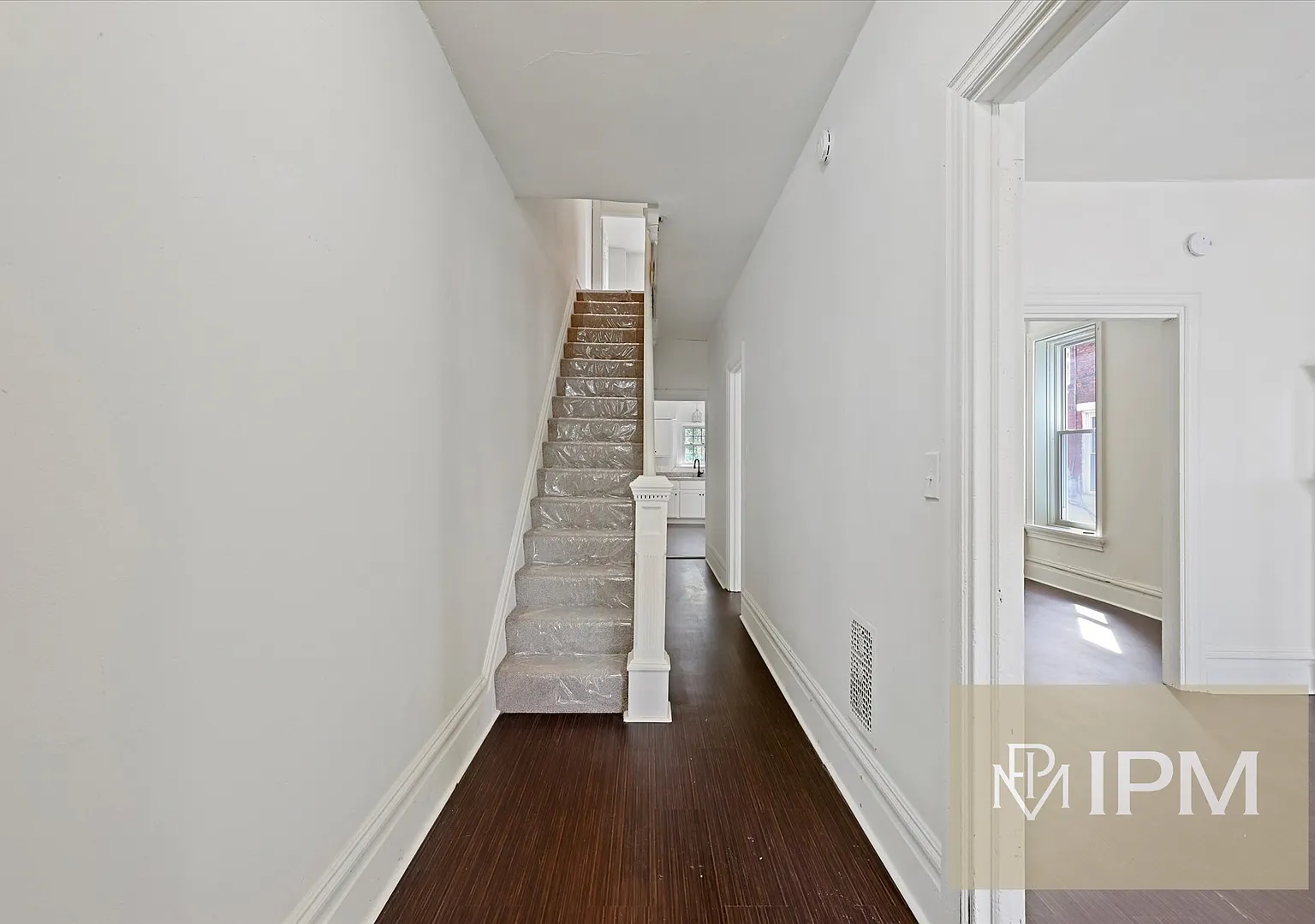 Coming Soon! Beautiful 5 Bedroom, 1.5 Bath Home in Allison Hill, Harrisburg, Pa! — Photo 2