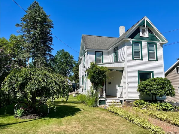 62 W 2nd St S, Fulton, NY 13069