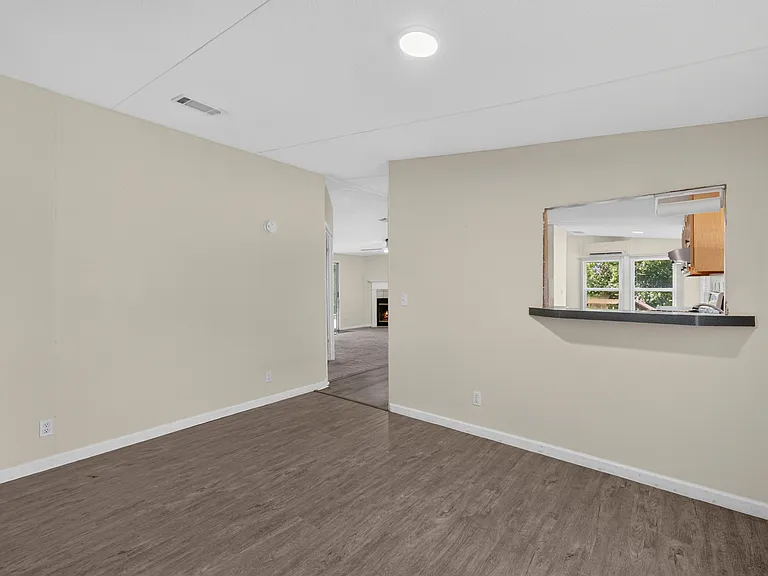 322 Cedar Creek Rd — Photo 7