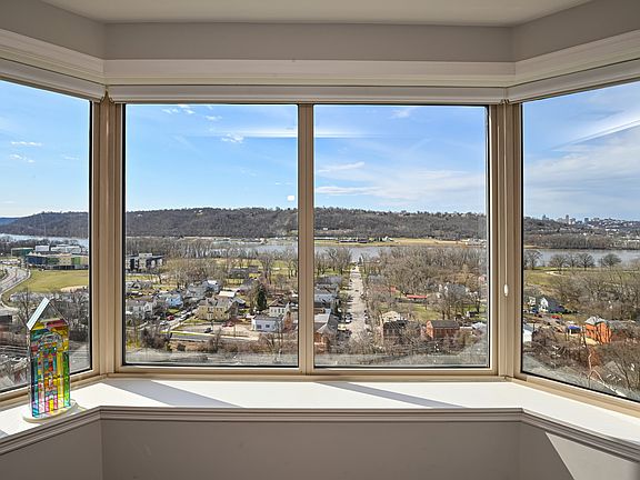 2nd image of 3435 Golden Ave Unit 603