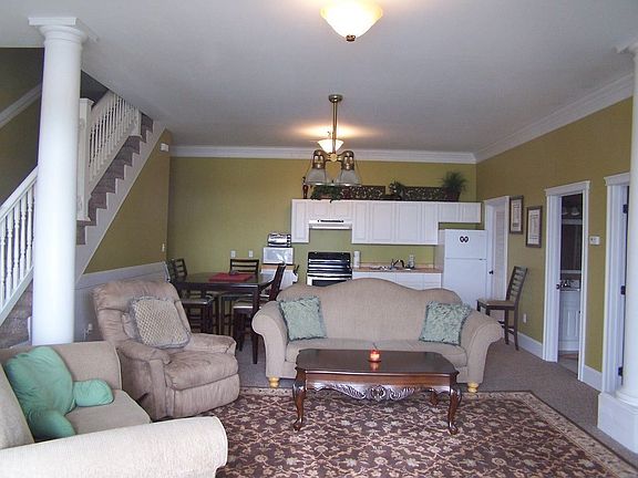 Second Living Quarters with Kitchen Downstairs