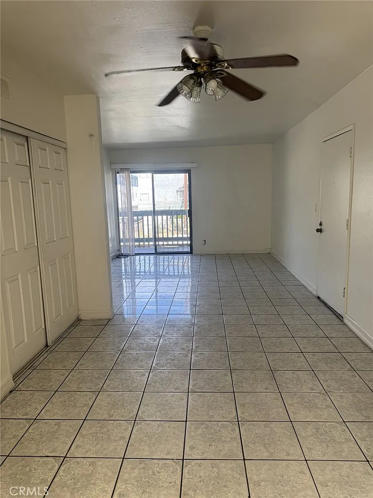 2 bed, 779 sqft, $2,395 — Photo 3