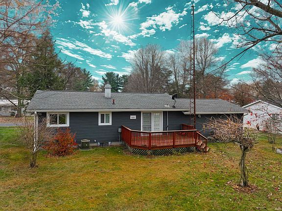 2nd image of 441 E Decker Dr