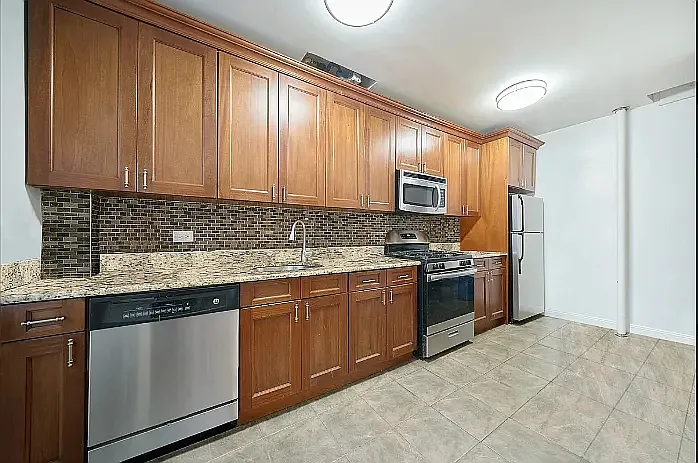 136 Hicks St #1H — Photo 3