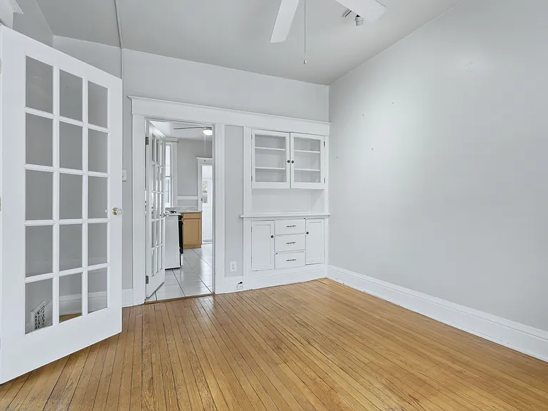 1121 E 6th Ave #1 — Photo 14