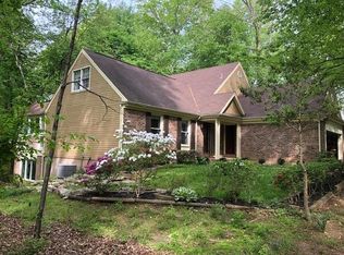 1838 Post Oak Trl, Reston, VA 20191