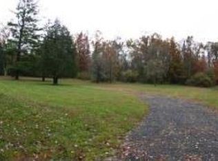 94 Marsh Cor Woodsville Rd, Hopewell, NJ 08525