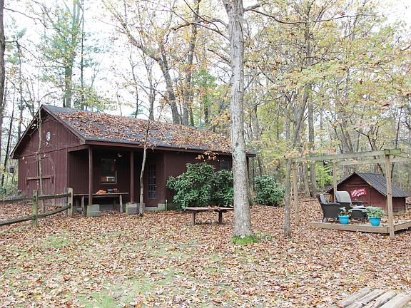 3rd image of 7615 Cedarbrook Dr