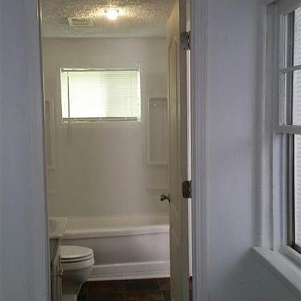 2nd image of 2711 Burton Ave