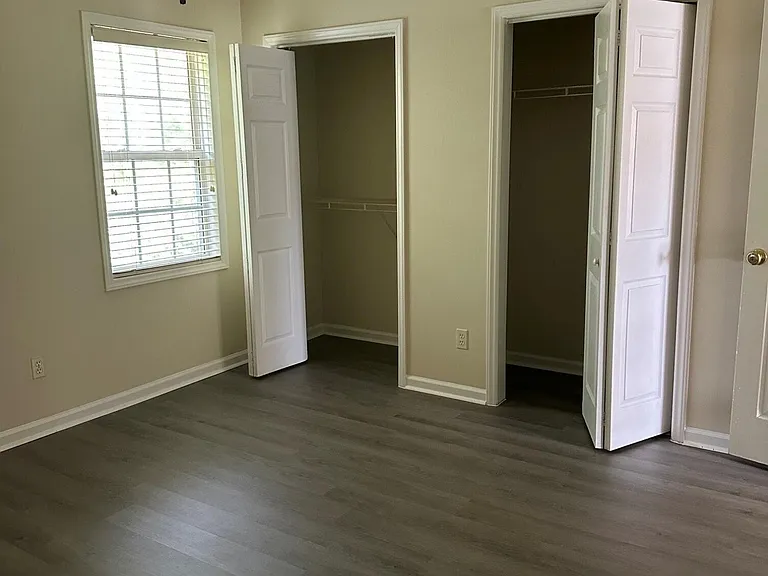 3921 Sterling Pointe Dr #LL9 — Photo 10
