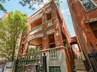 2145 N Racine Ave #201, Chicago, IL 60614