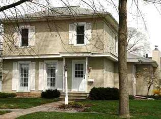 323 2nd St SW, Waverly, IA 50677