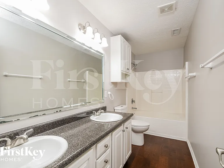 10871 Monarch Springs Ct — Photo 14