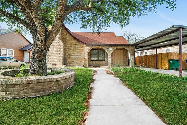 3 bed, 1498 sqft, $1,450 — Photo 1