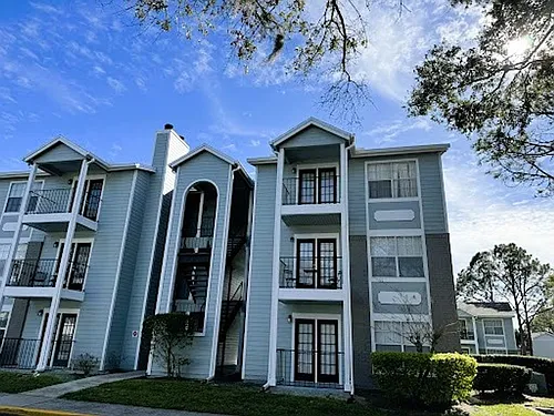 2550 N Alafaya Trl Photo 1