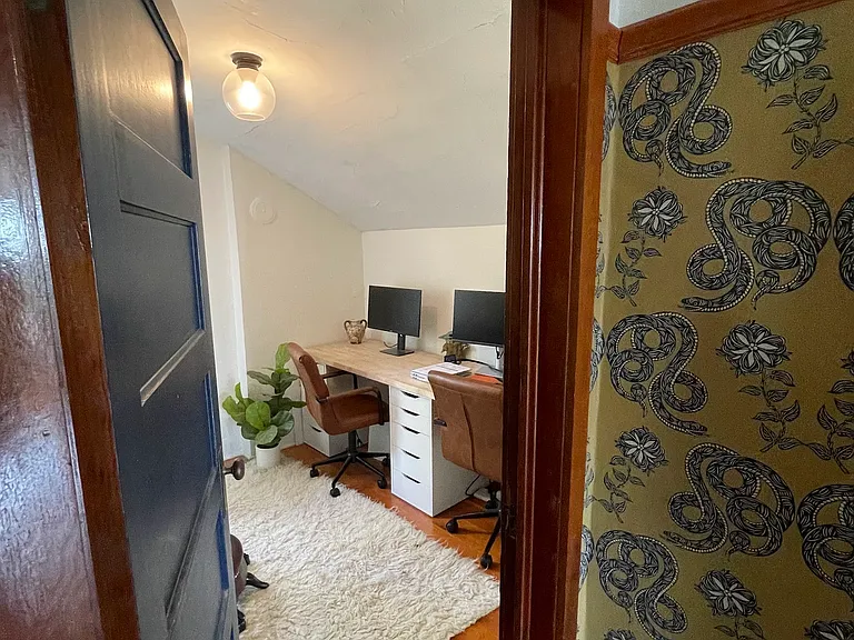 84 W Apricot Ave — Photo 16