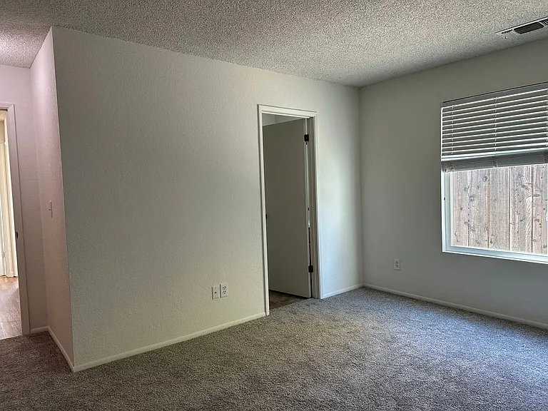4166 Jasper Way — Photo 32
