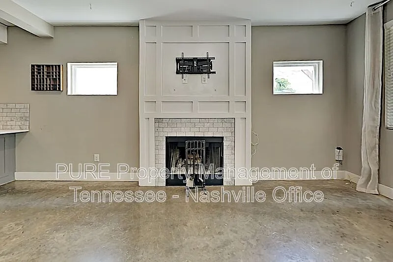 3 bed, 3.0 bath, 1680 sqft, $2,966 — Photo 3