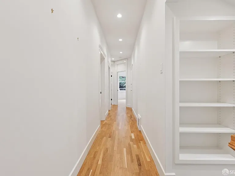 2741 Union St — Photo 25