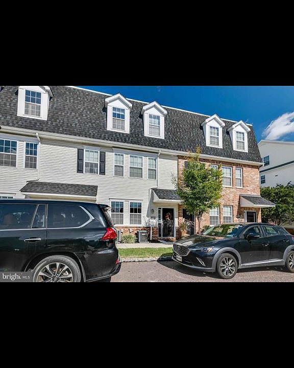 1st image of 4457 Driftwood Dr