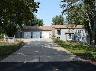 78 Stackpole Rd, Somersworth, NH 03878