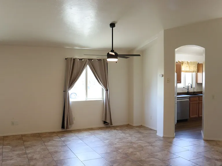 5379 Almosa St — Photo 5