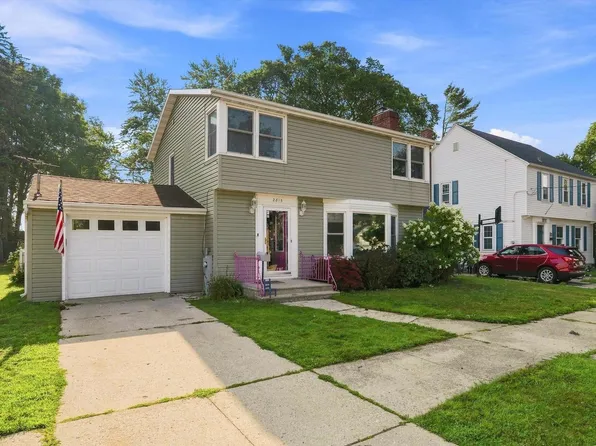 2815 School STREET, Two Rivers, WI 54241