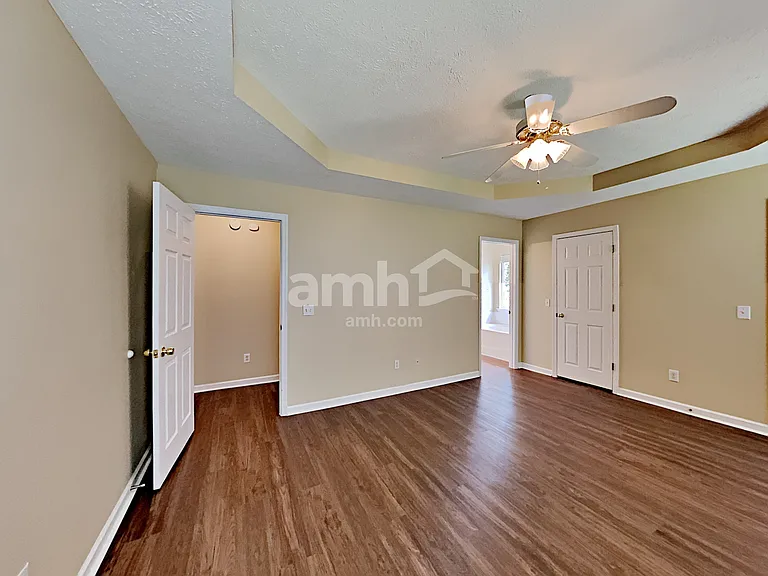 1219 Murray Ct — Photo 8