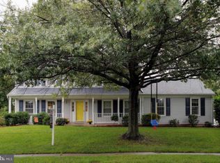 14532 Oak Cluster Dr, Centreville, VA 20120