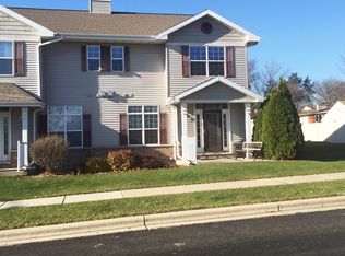 6426 Maywick Dr, Madison, WI 53718