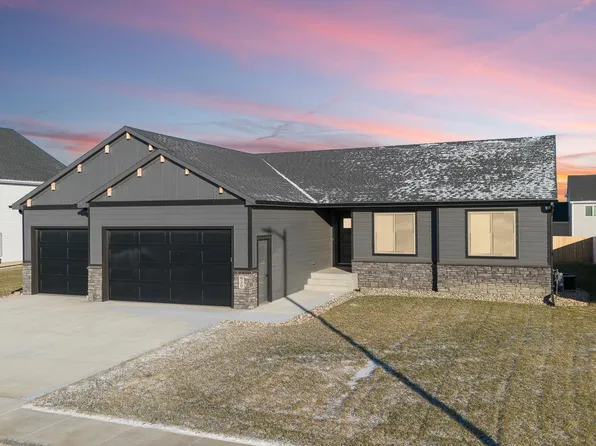 620 Highland St, Harrisburg, SD 57032