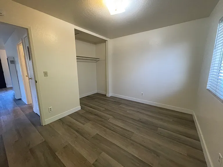 149 Lee St #2 — Photo 8