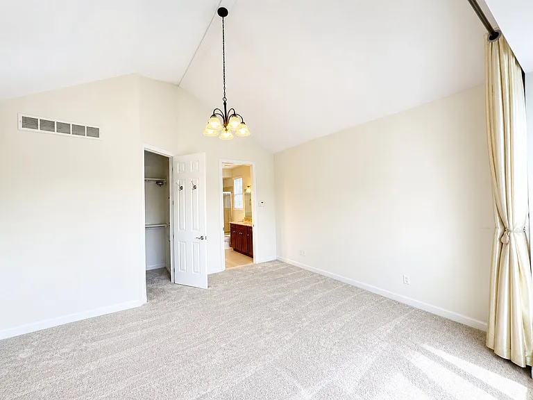 4392 Navin Field Ln — Photo 15