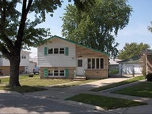 1st image of 3815 N Emerson Dr