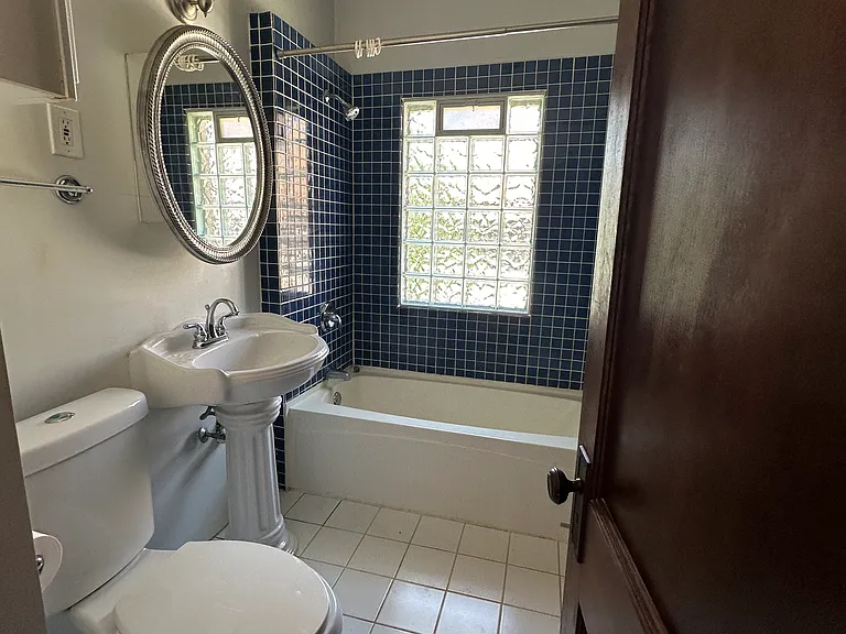 124 N London Ave — Photo 23