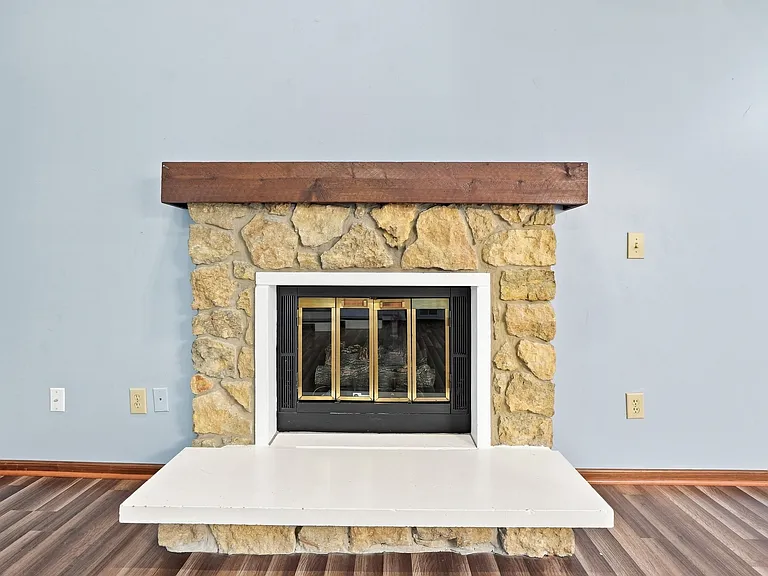 6032 Sawmill Woods Dr — Photo 6