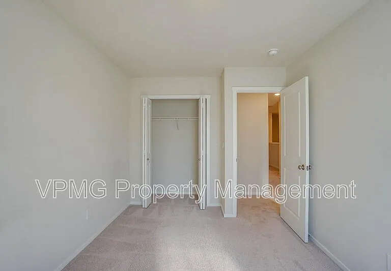 2620 NE 117th Pl — Photo 24