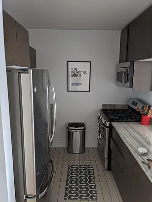 Rented by Stonehenge NYC LLC | media 33