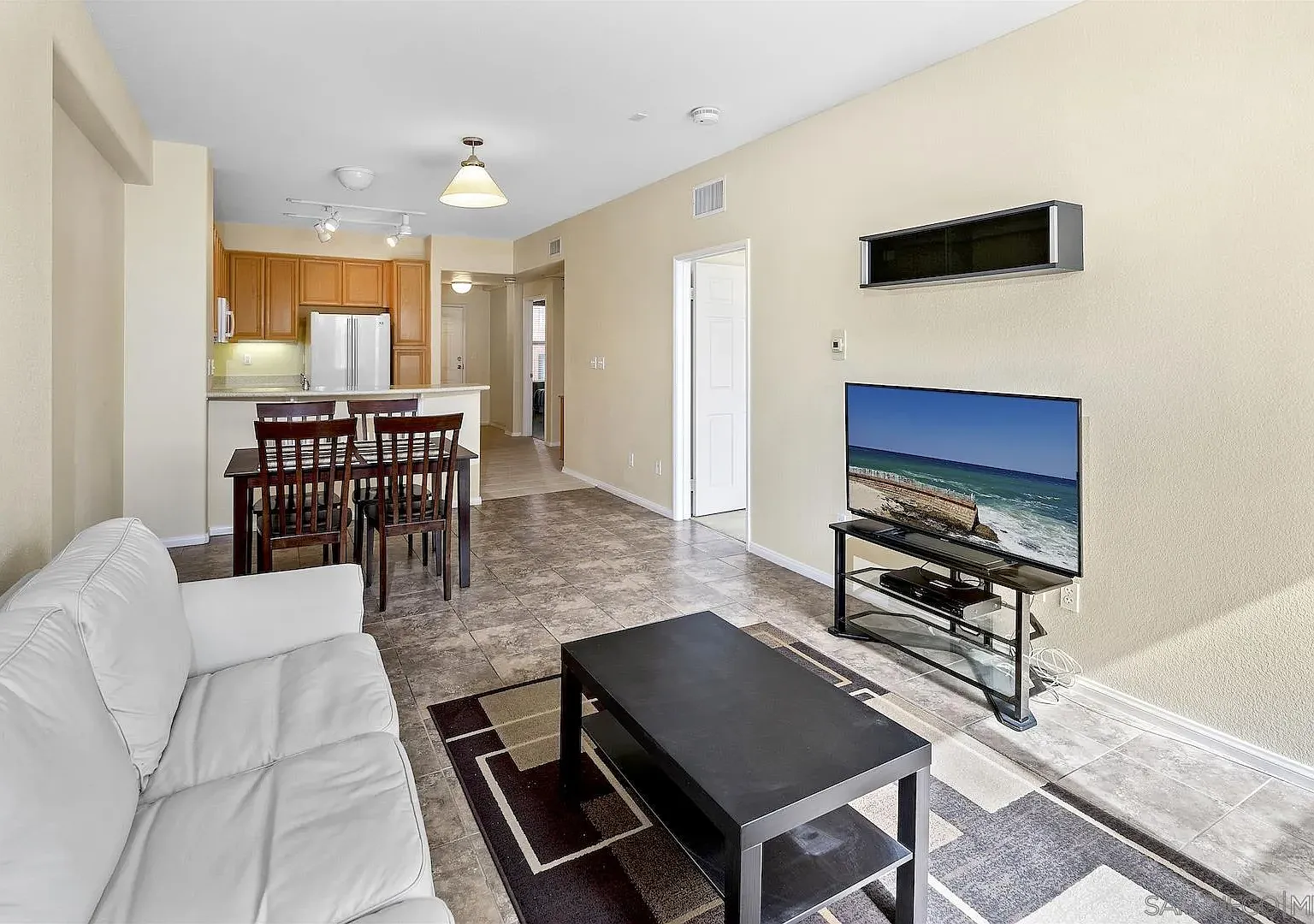 Crown Bay — Photo 2
